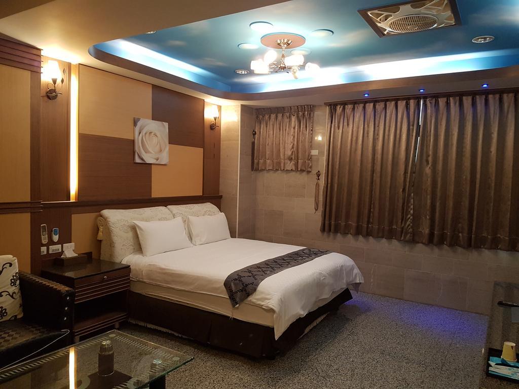Xianfeng B&B เมืองฮวาเหลียน ภายนอก รูปภาพ