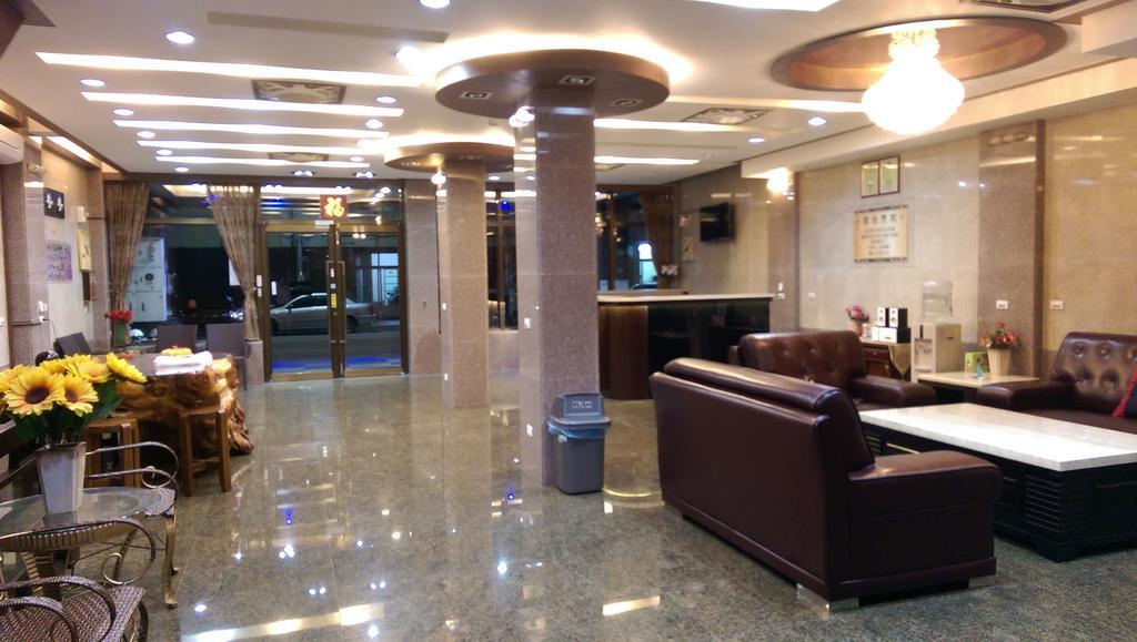 Xianfeng B&B เมืองฮวาเหลียน ภายนอก รูปภาพ